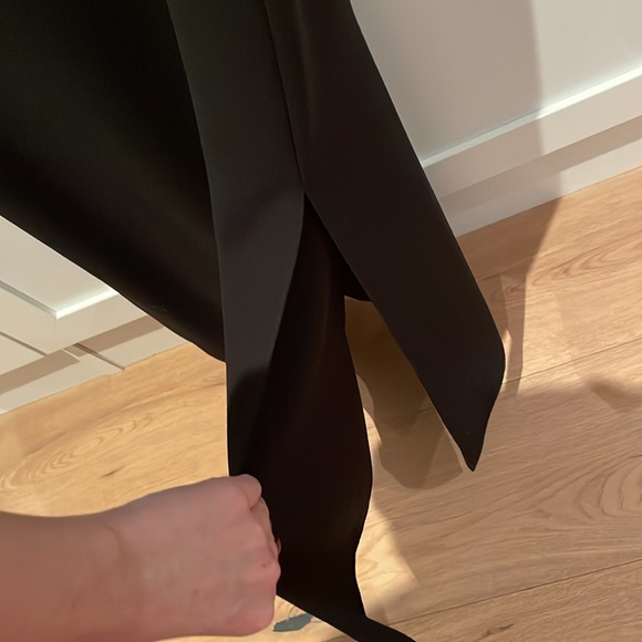 Zara Black Dress with Floral Appliqué Sz Small - Picture 5 of 6